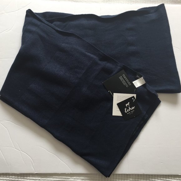 ECHO NEW YORK UNISEX SCARF- NEW WITH TAGS - Picture 1 of 3